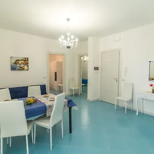 apt-il-palazzetto-di-mirko-e-marys.sicilyhotelsitaly.net/